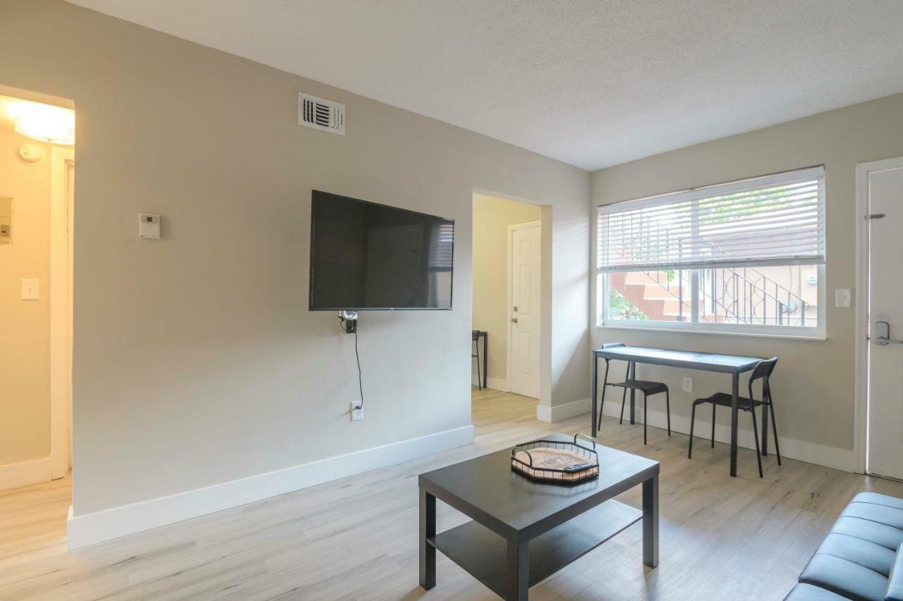 Modern 2Br Apartment In Midtown-Wynwood Miami Exterior photo